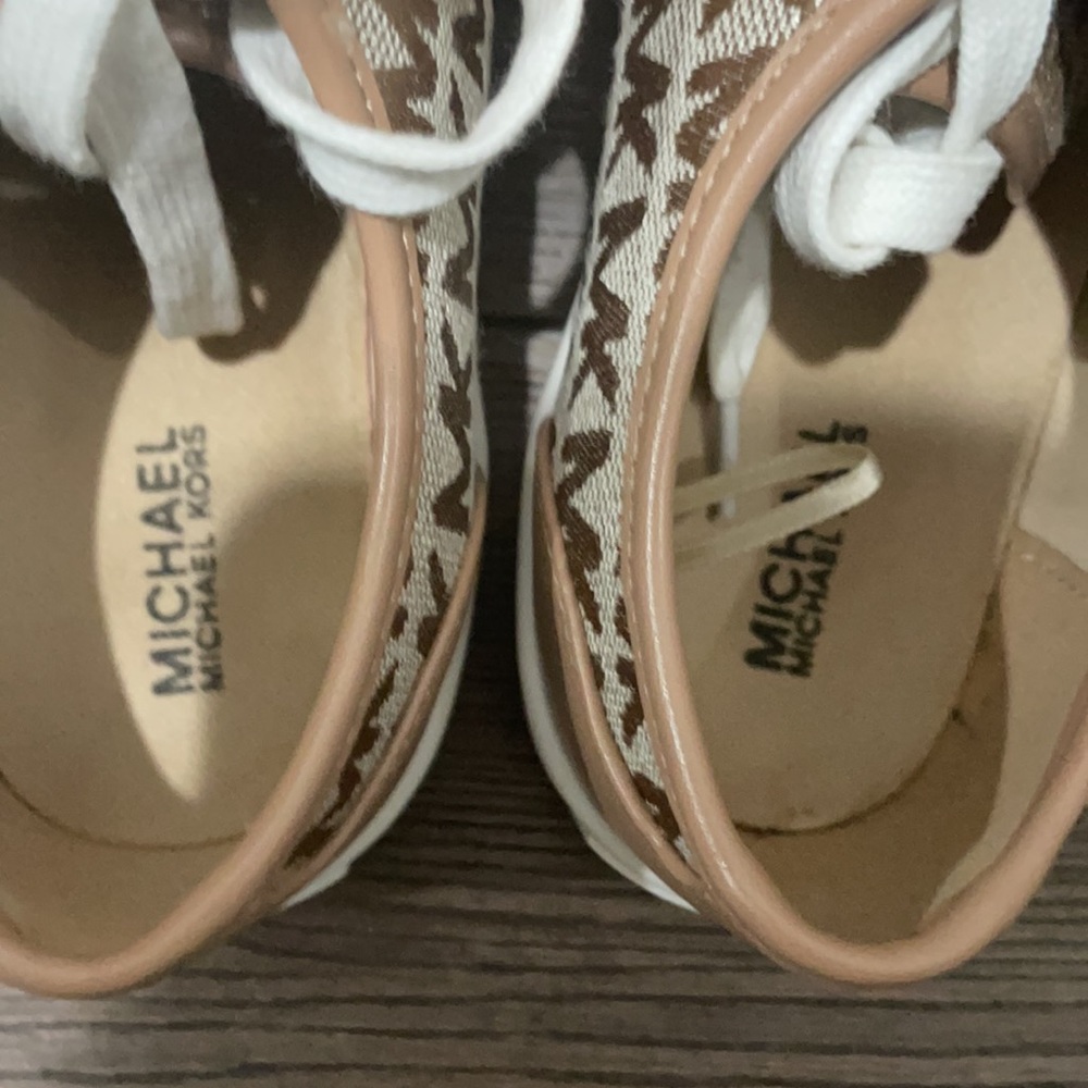 Michael Kors Sneaker Shoes View 5